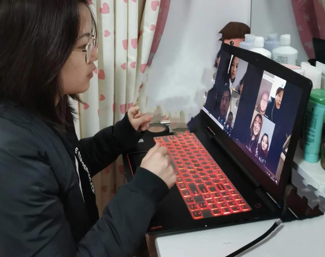 复学复什么?一堂特殊的网络班会课来解答